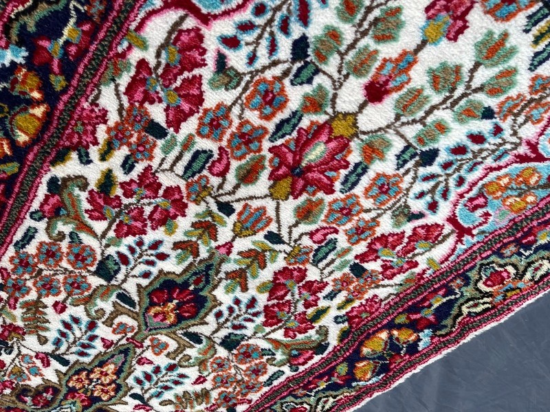 73 x 288 cm Stunning Super Fine Quality Floral Pattern Authentic Kermani Runner gallery