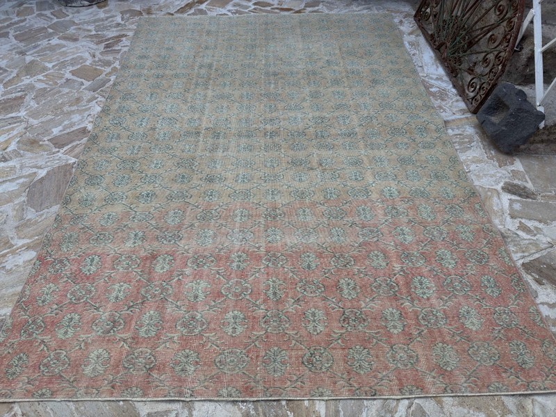 7x11 Pink Vintage Rug – Large Handwoven Turkish Carpet – Faded Floral Pattern gallery