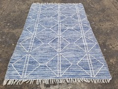 Vintage Handwoven Geometric Design Wool Blue & White Kilim Rug 4.8×3.6 ft