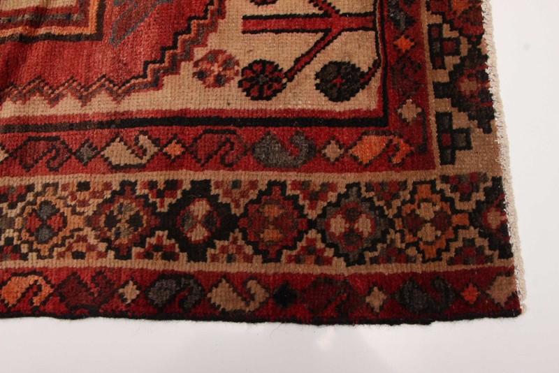 Vintage 5'2" x 9'3" Traditional Hand Knotted Vegetable Dye Wool Area Rug gallery