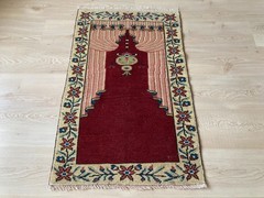 Small Red rug, Turkish rug, Vintage Rug, Prayer rug, Doormat rug, 2 x 3.2 ft