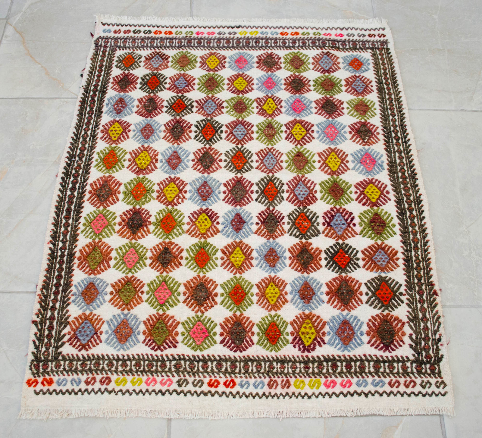 2x3 Rug HandMade Turkish Rug, Braided Sofreh Rug Vintage Small Rug 2′2″ x 2′7″ gallery