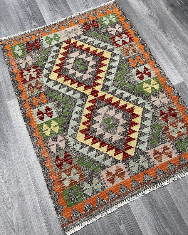Vintage Kilim Traditional Hand Made Oriental Wool Kilim 4ftx3ft 119cmx86cm gallery