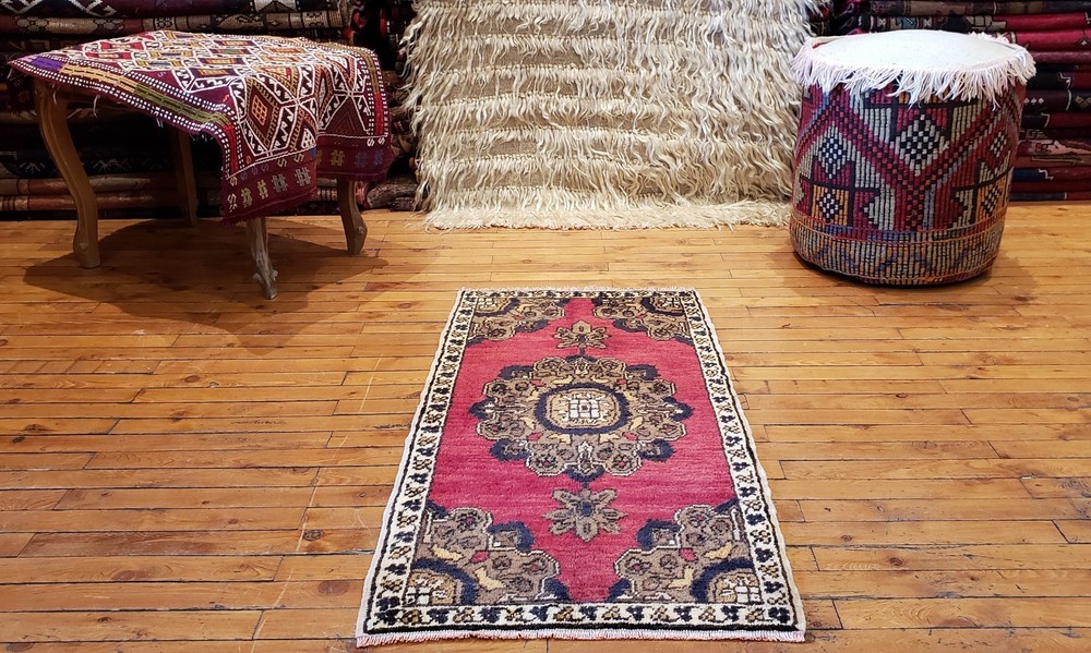 Lovely Vintage 1950-1960's Wool Pile, Natural Dye Rug Turkey 1'8"×3'4"