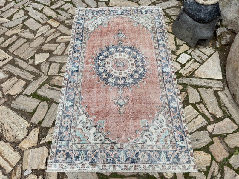 Vintage Hand-Woven Area Rug 4x7 Red Wool Medallion Carpet Medium Size Anatolian gallery