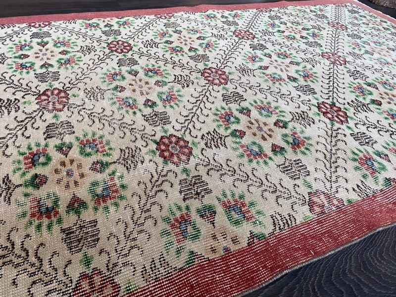3.6x5.9 Medium Vintage Turkish Oushak Wool Rug gallery