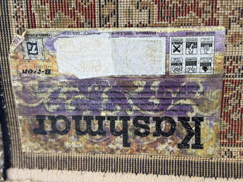 Vintage Hand Knotted Kashmar Rug! 5ft By 31 Inches. gallery