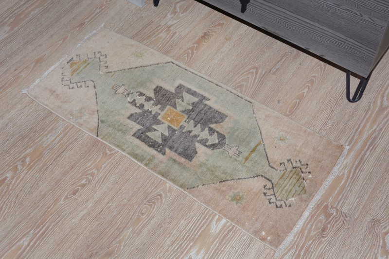 Vintage Turkish Mini Rug 1'3x3 ft, Small Oushak Rug | Faded Orange Green Mat gallery