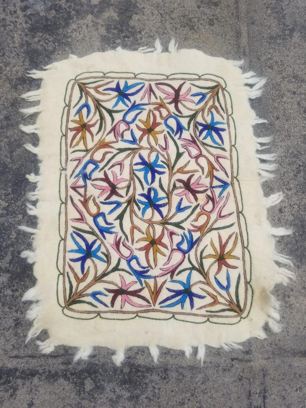 Vintage Traditional Handmade Kashmiri Namda Wool Multicolor Rug 2.7x2.0 ft gallery