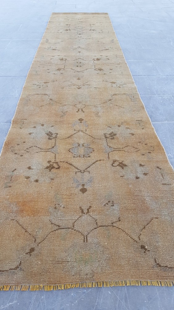 3x11 Antique Old Oushak Rug Floral Beige Distresset Runner Rug Oriental Carpet
