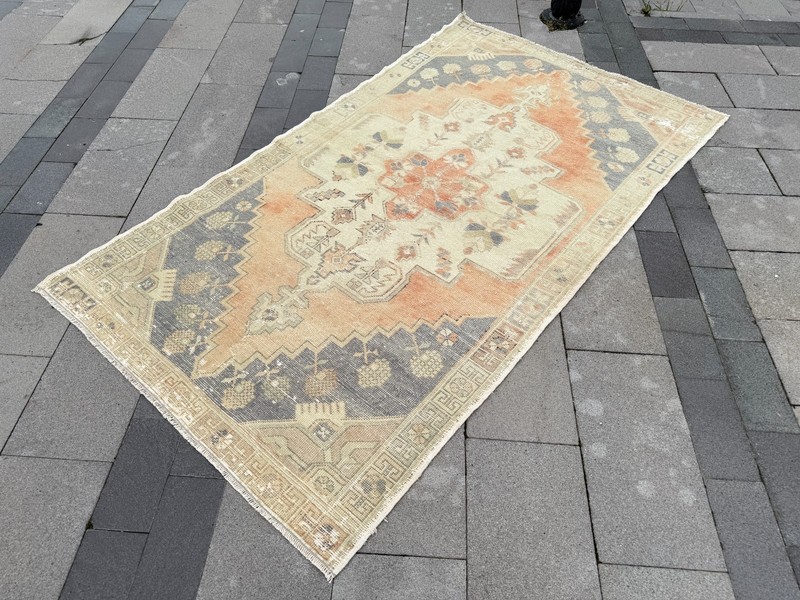Vintage Oushak Rug 4.7x7.9 ft Hand-Knotted Turkish Wool Area Rug gallery