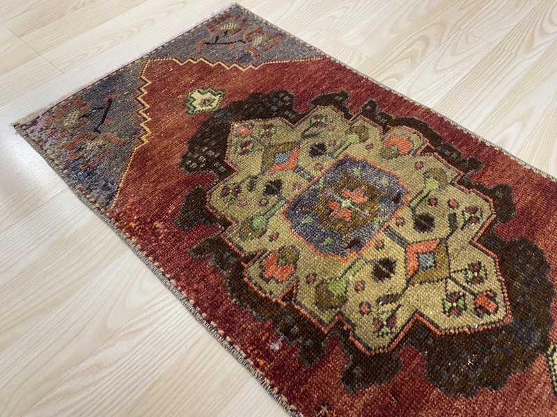 Vintage Anatolian Rug 1.4x2.8 ft Antique Red Medallion Handwoven Wool Mat Carpet gallery