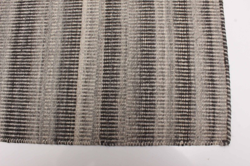 Vintage Hand Woven Area Rug 5'1" x 7'7" Traditional Wool Oriental Carpet gallery