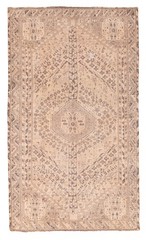 Vintage 5’2″ x 8’10” Traditional Hand Knotted Vegetable Dye Wool Area Rug
