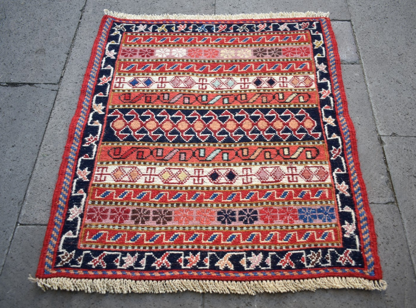 Caucasian Soumak Rug 20'' x 22'' Soumak Woven Wool Kilim Home Decor Chair Rug gallery