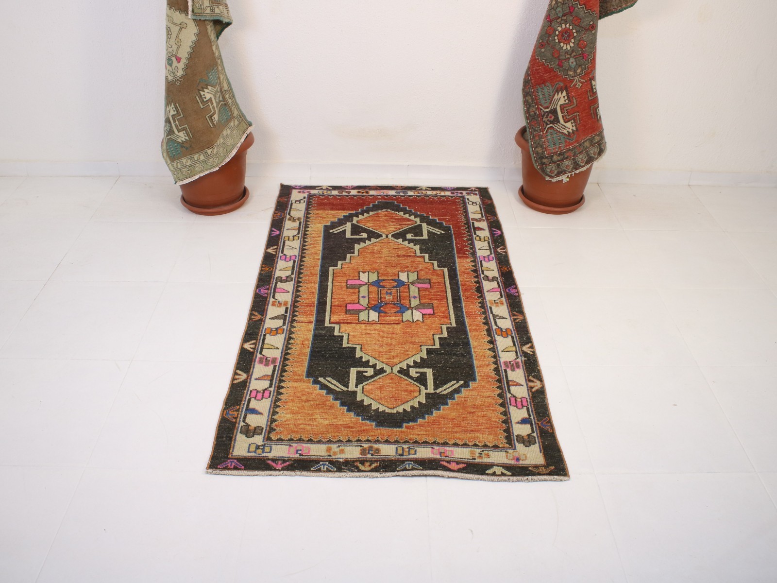 3x6 Turkish Handmade Accent Rug Beige Black Floral 3.1x5.5 ft gallery