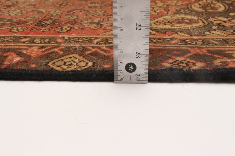 Vintage 3'10" x 6'7" Traditional Hand Knotted Vegetable Dye Wool Area Rug gallery