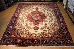 10′ X 13′ Circa 1930 Antique TABRIS beige background traditional matches Heriz