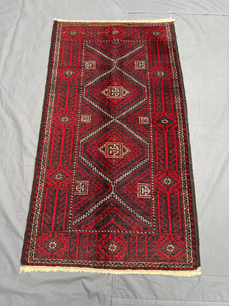 2'9x5'1 ft Vintage Afghan Baluchi Hand-Knotted Red & Black Geometric Design Rug