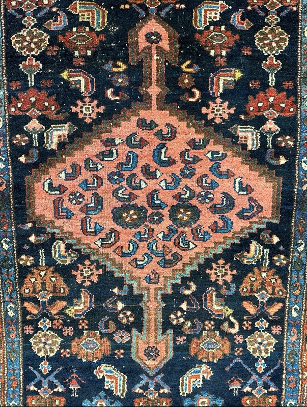 Antique LILIHAN Rug c.1920 Gorgeous Vegetable Dye Colors Great Condition 3’5x5’3 gallery