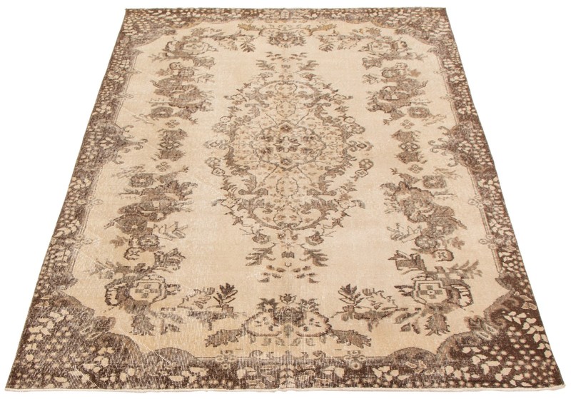 Vintage Hand-Knotted Area Rug 5'8" x 9'6" Traditional Oriental Wool Carpet gallery