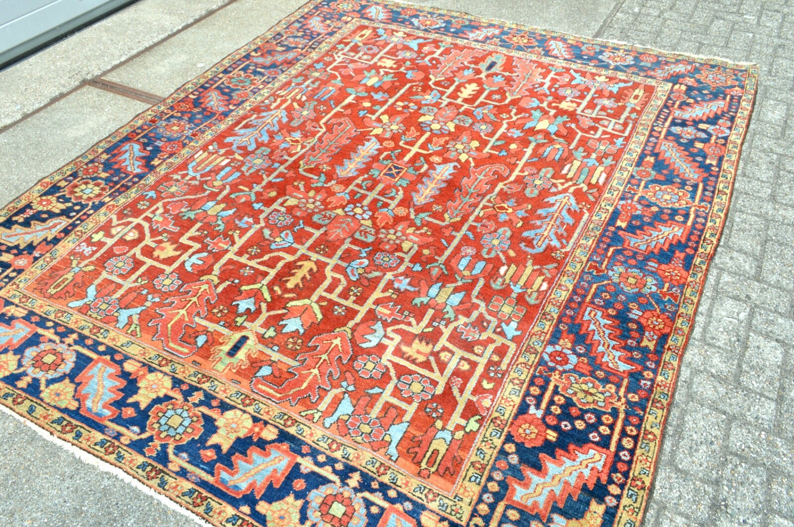 GORGEOUS ANTIQUE 1890'S ALL OVER RARE SIZED SERAPI HERIZ REGION RUG ***wws*** gallery