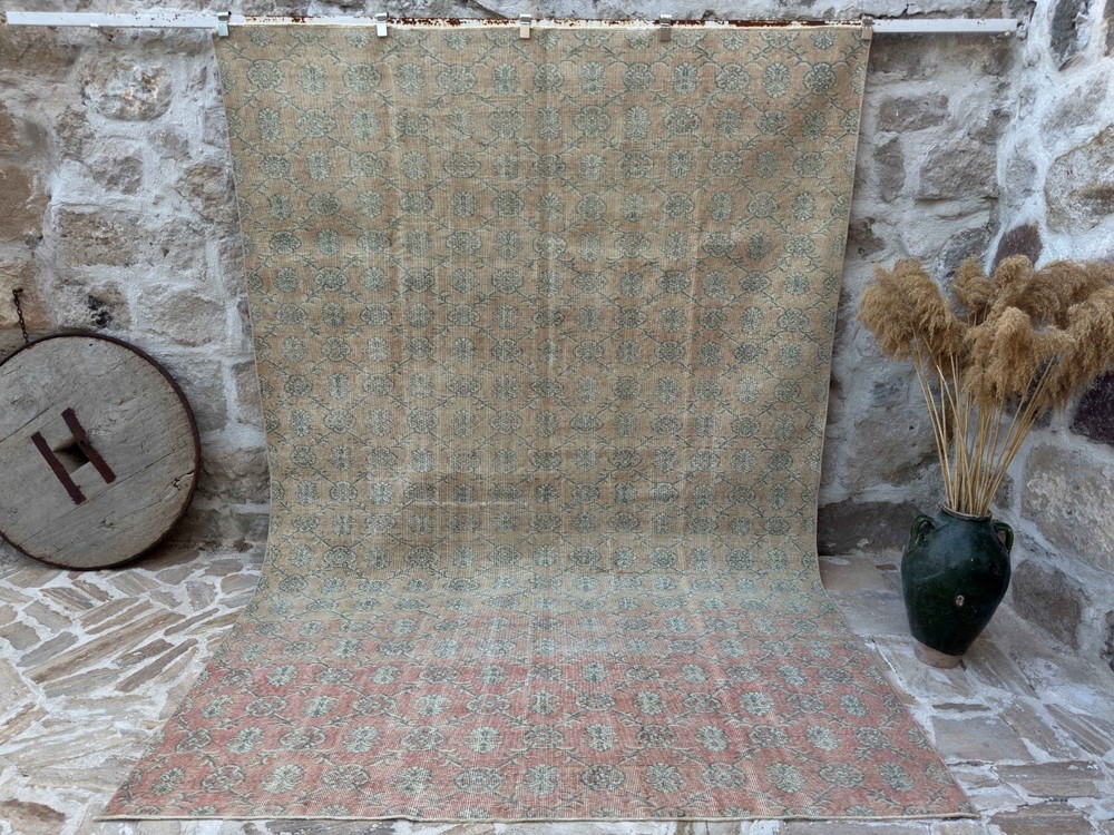 7x11 Pink Vintage Rug – Large Handwoven Turkish Carpet – Faded Floral Pattern