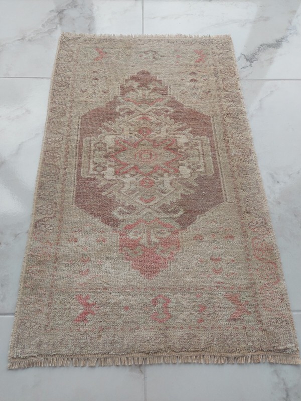 High Quality Antique Carpet Rug, Extra Soft Wool Rug, Beige Color Carpet Rug gallery