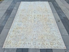 Vintage Turkish Rug 5.4×9.3 Aubusson Style Distressed Carpet Beige Blush Floral