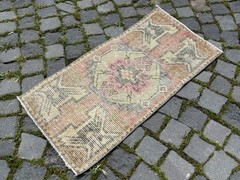 Vintage handmade rug,Turkish small rugs,Bohemian wool rug, Doormats 1,5 x 3,0 ft