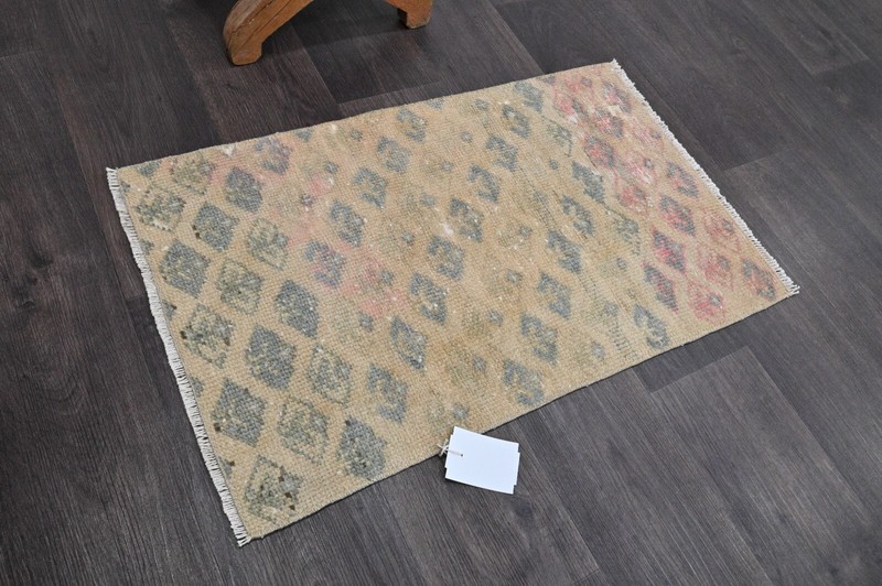 Oushak Turkish Doormat Rug 2x2 BEIGE Anatolian Handmade Vintage Small Kilim Rug gallery