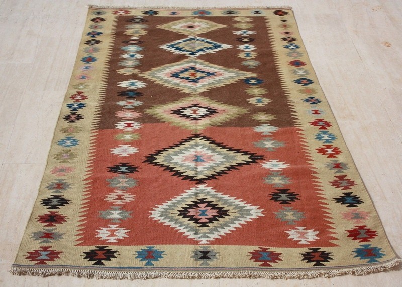 TURKISH KILIM AREA RUG HAND WOVEN WOOL 59" x 82", 151cm x 210cm gallery