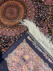 Silk Rug 3 x 5 Feet Medallion Design Floral High Quality 91 x 152 cm
