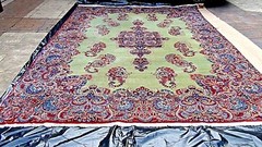 SEMI ANTIQUE KIRMAN ORIENTAL RUG 9’9″ x 14’6″ GREEN FIELD W/ FLORAL BORD