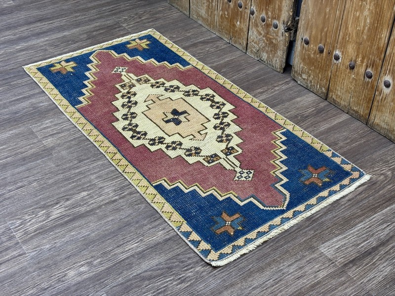 2x4 Medallion Vintage Turkish Rug, Hand-Knotted Wool Burgundy Blue Small Oushak gallery