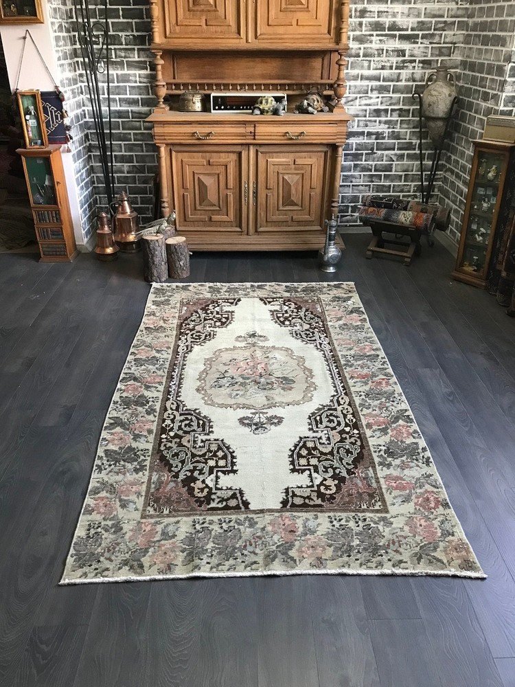4.5x7.7 Vintage Turkish Oushak Wool Rug