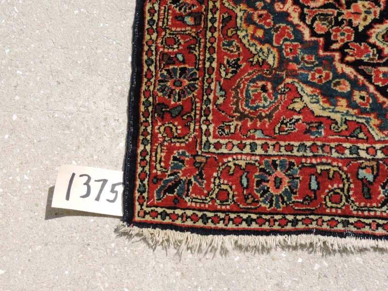 2x3ft. Handmade Antique Sarouk Wool Rug gallery