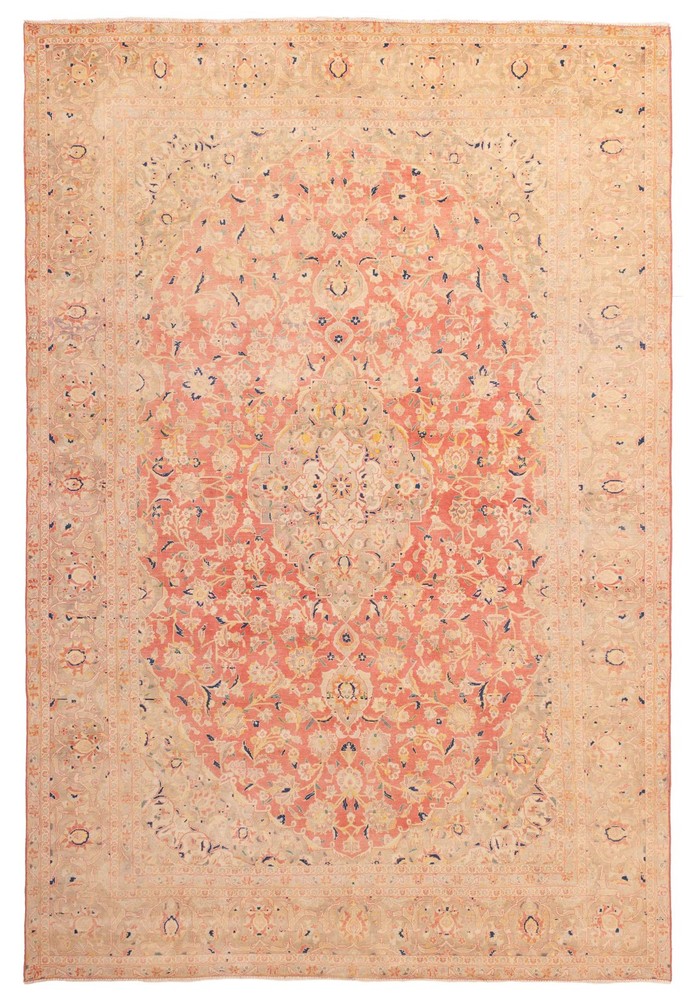 Vintage 9'2" x 13'9" Traditional Hand Knotted Vegetable Dye Wool Area Rug