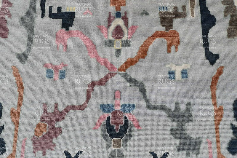 Modern Oushak-Style Rug – Light Gray Background with Rust & Navy Accents 8x10 ft gallery