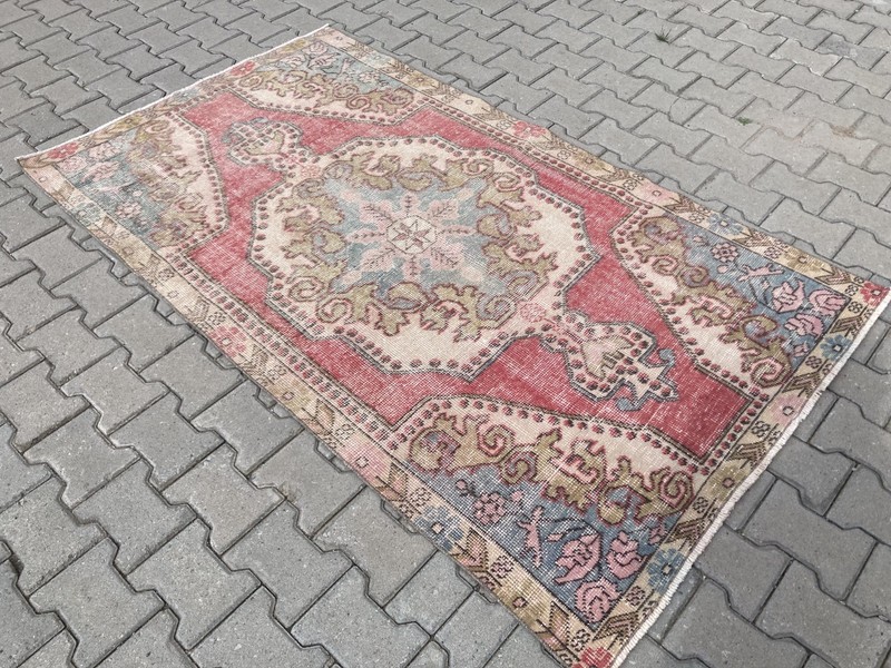 Red rug, Turkish rug, Vintage Area rug, Handmade rug, Wool rug, 3.9 x 6.8 ft gallery