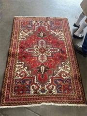 Vintage Heriz Style Wool Rug 5’7″ x 3’9″ Hand Knotted Geometric