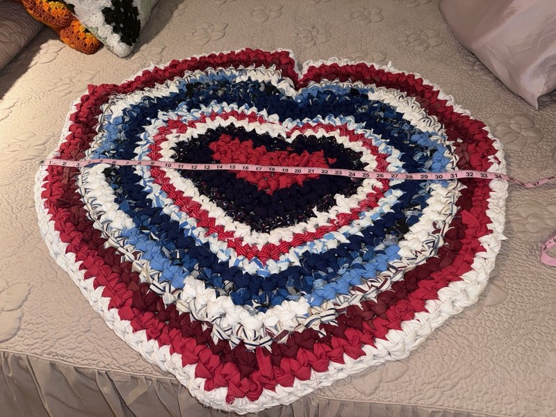 Handmade Cotton Jute Fabric Braided Area Rug Heart Shaped Patriotic NEW gallery