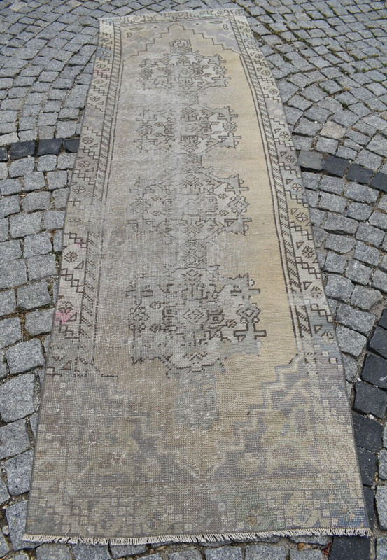 Vintage Turkish Rug 30'' x 109'' Muted Dye Oushak Rug Hand-knotted Hallway Rug gallery