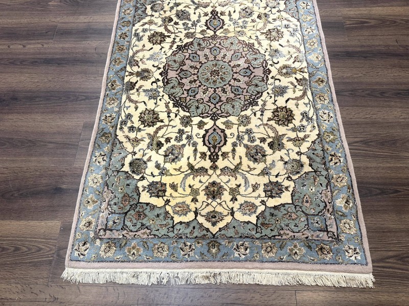 Per'sian Rug 3x5, Fine 310 KPSI, Kork Wool Silk Foundation, Cream & Light Green gallery