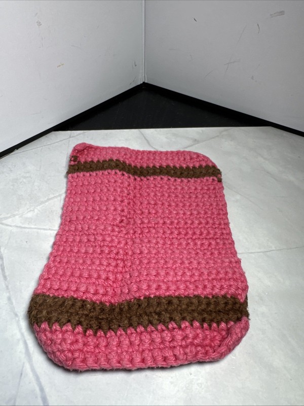 Vintage Handmade Doll House Rug Pink And Trimmed In Brown. 7 Inch X 5 Inch gallery