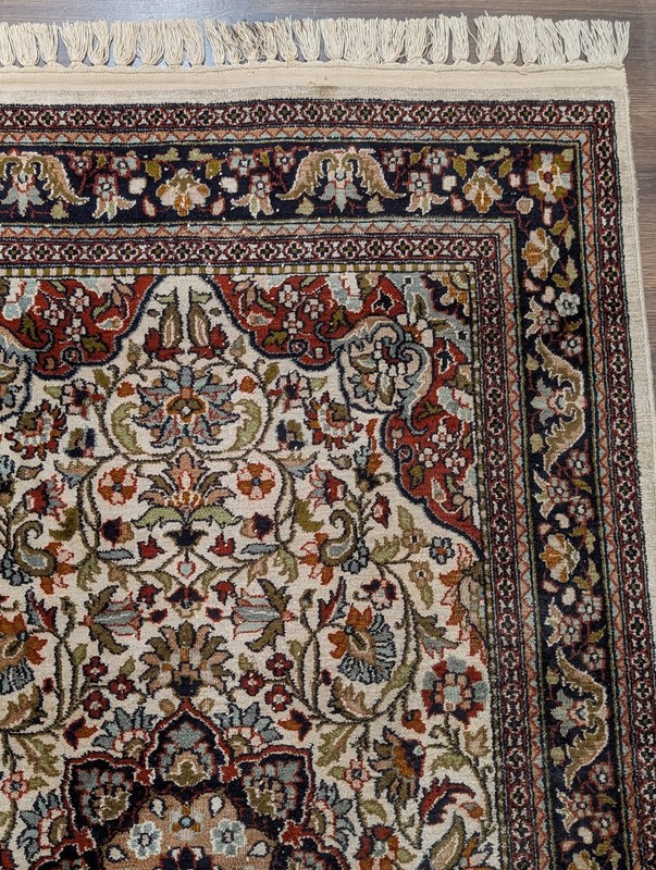 Silk Indian Kashmiri Rug 3x5, Floral Medallion gallery