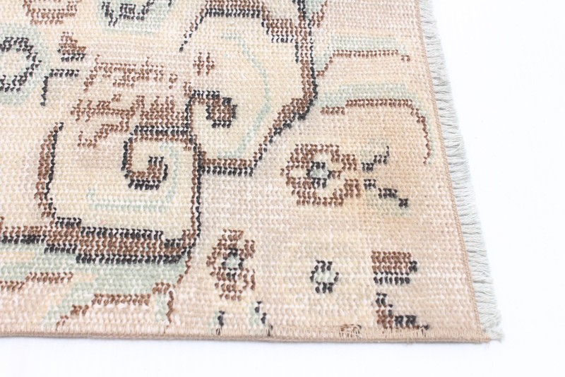 Vintage 5'5" x 10'0" Traditional Hand Knotted Vegetable Dye Wool Area Rug gallery