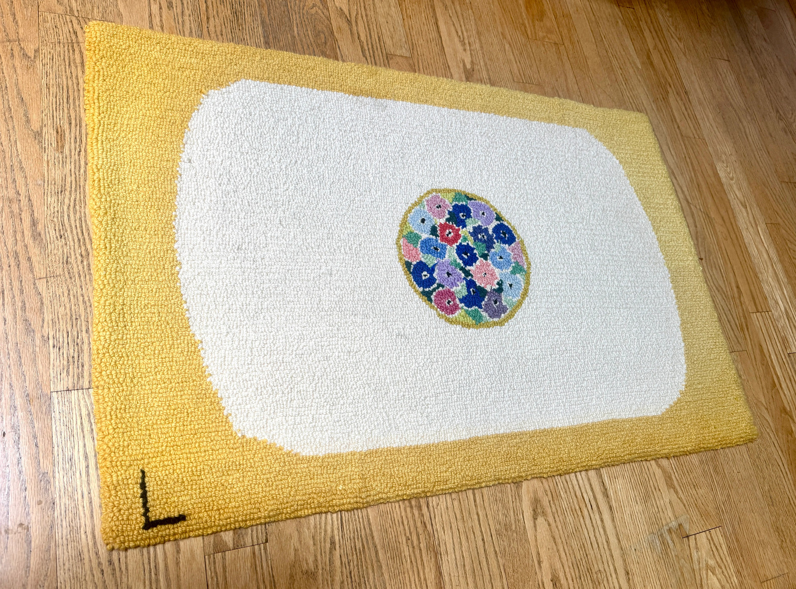 Vintage Hand-Hooked Vibrant Yellow and White Floral Centerpiece 48" X 30" Rug gallery