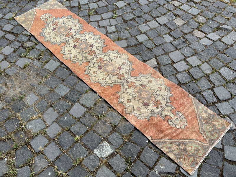 Bohemian rugs, Runner rug, Handmade, Turkish rug, Vintage, Wool | 1,5 x 7,1 ft gallery