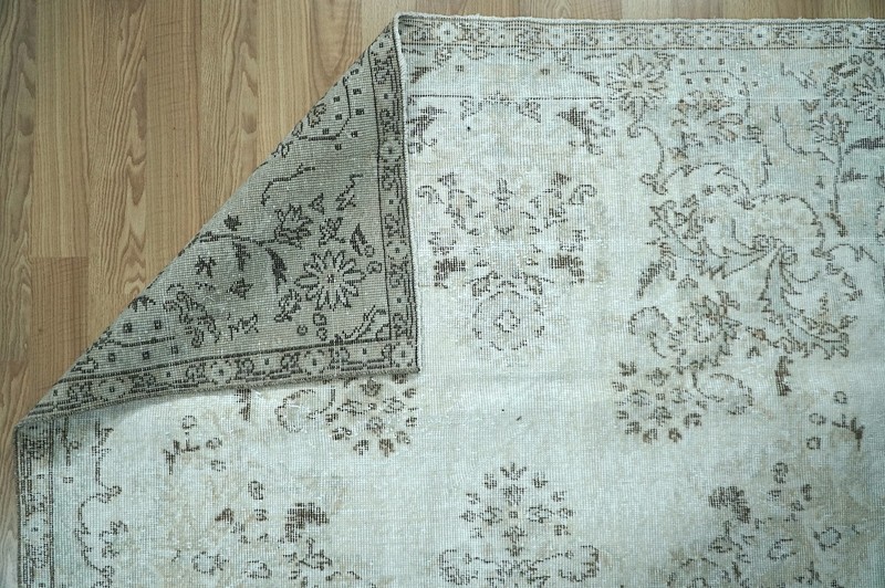 VINTAGE TURKISH RUG, Neutral Beige Rug, Carpet, 5.71x9.58 ft H-2241 gallery